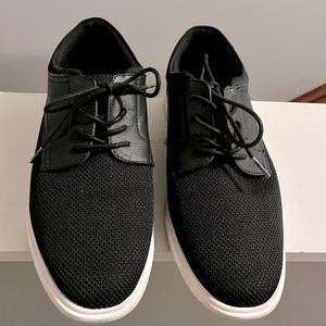 Sonoma dress shoes - black canvas, brown leather heel - size 5